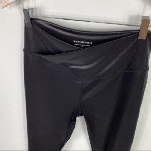 NEW WeWoreWhat High Waist Splice Shine Leggings Black Size L - Picture 7 of 8